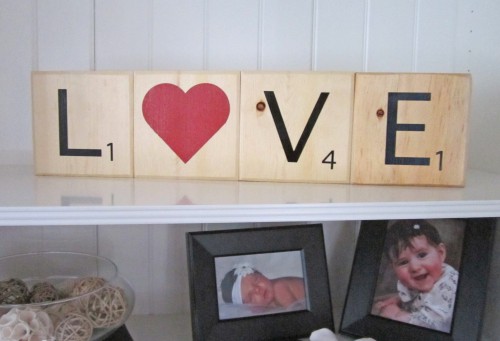 Darling DIY Farmhouse Scrabble Tiles!