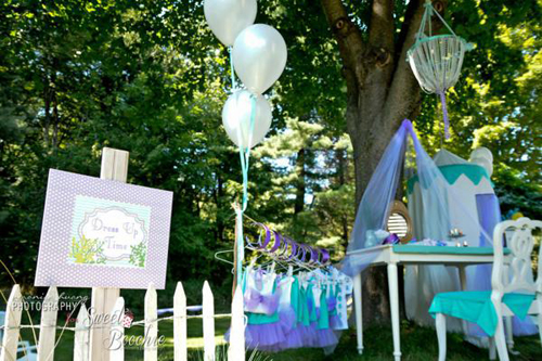 Little Mermaid Aril Inspired Birthday Party - A Blissful Nest